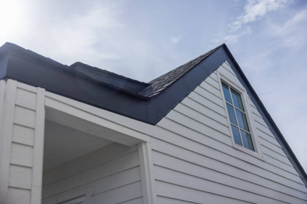 How To Choose The Right Materials for Your Siding Installation in 'Santa Clarita, CA